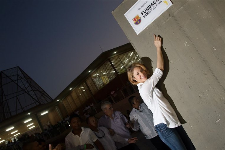 Shakira Opens School in Colombia